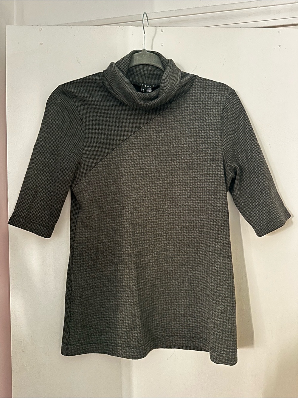 Theory Charcoal Houndstooth Turtleneck